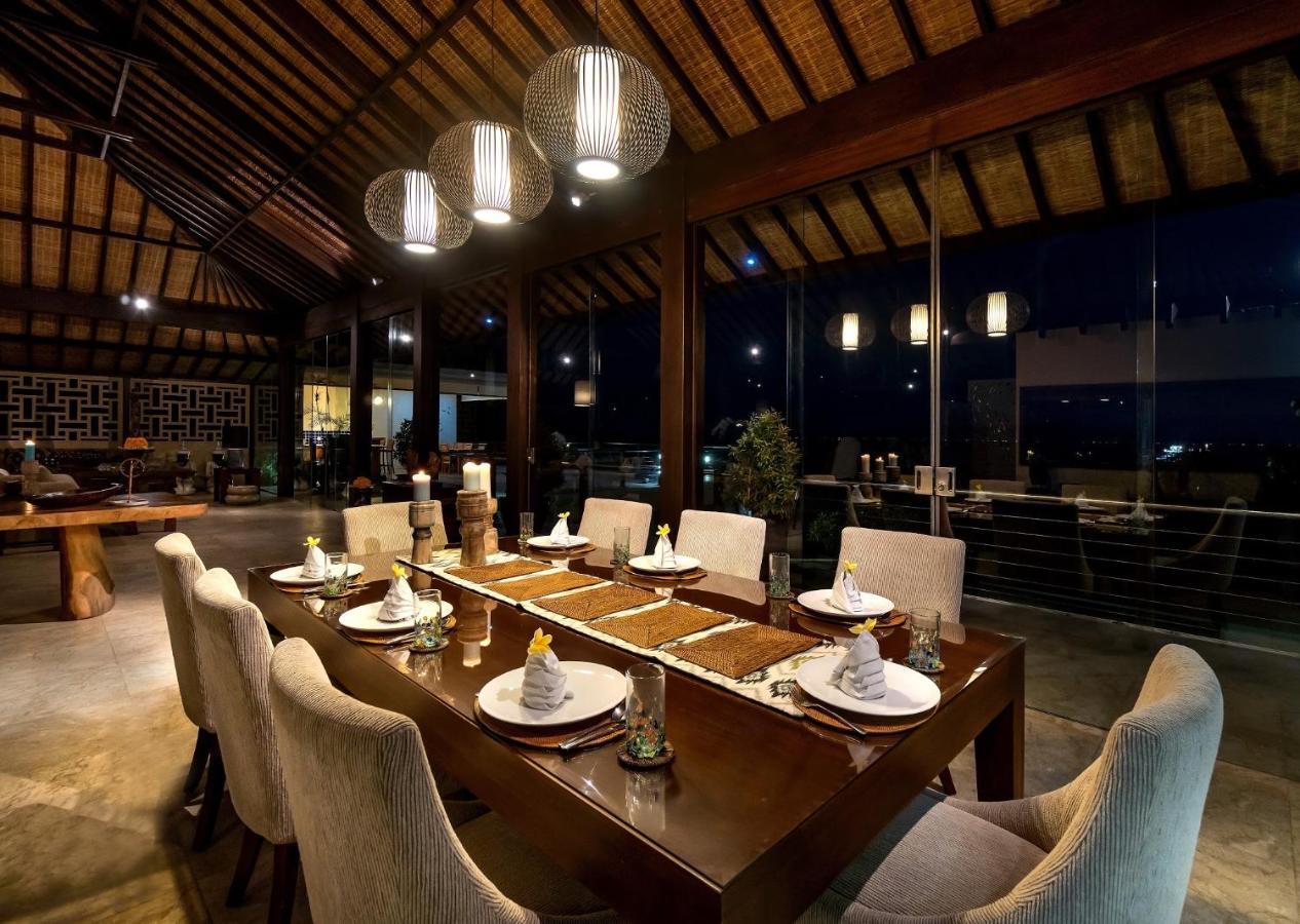 Villa Aamisha จันดีดาซา ภายนอก รูปภาพ